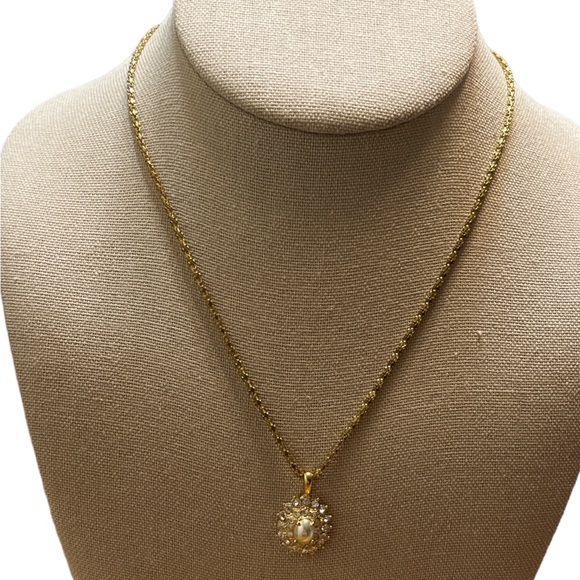Vintage Gold Tone Necklace with Roman Rhinestone Pendant - Picture 1 of 5